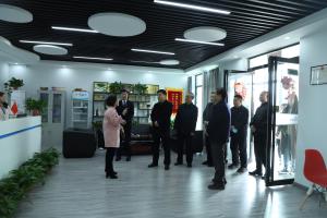 熱烈歡迎焦作市委領(lǐng)導一行蒞臨焦作青峰參觀指導工作！